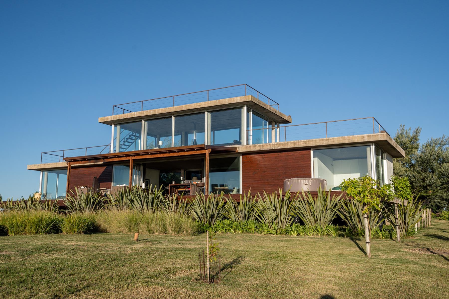 House with high quality standards in Laguna de los Cisnes. — miniatura 3