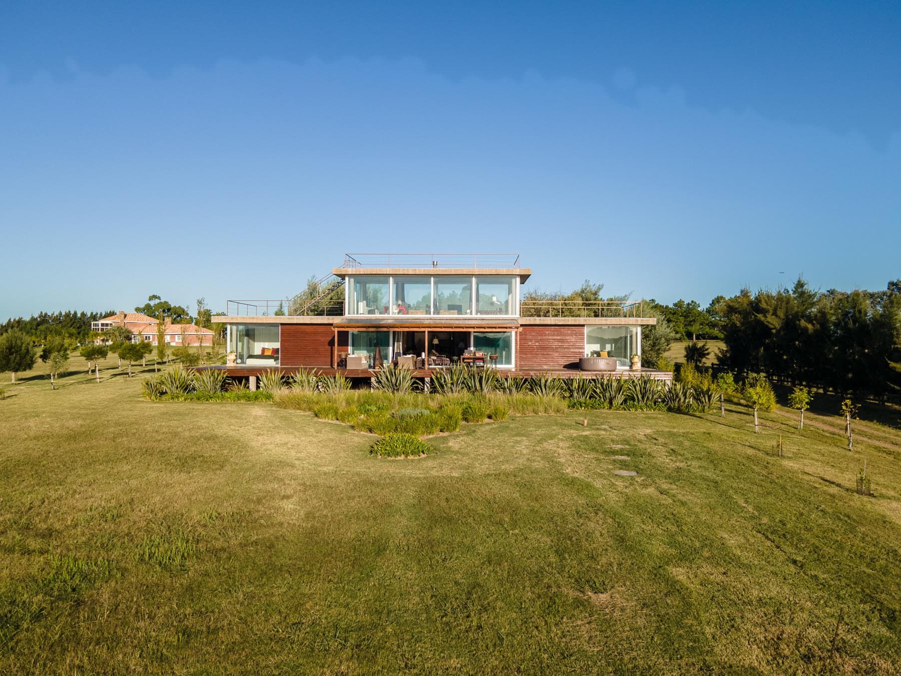 House with high quality standards in Laguna de los Cisnes. — miniatura 5
