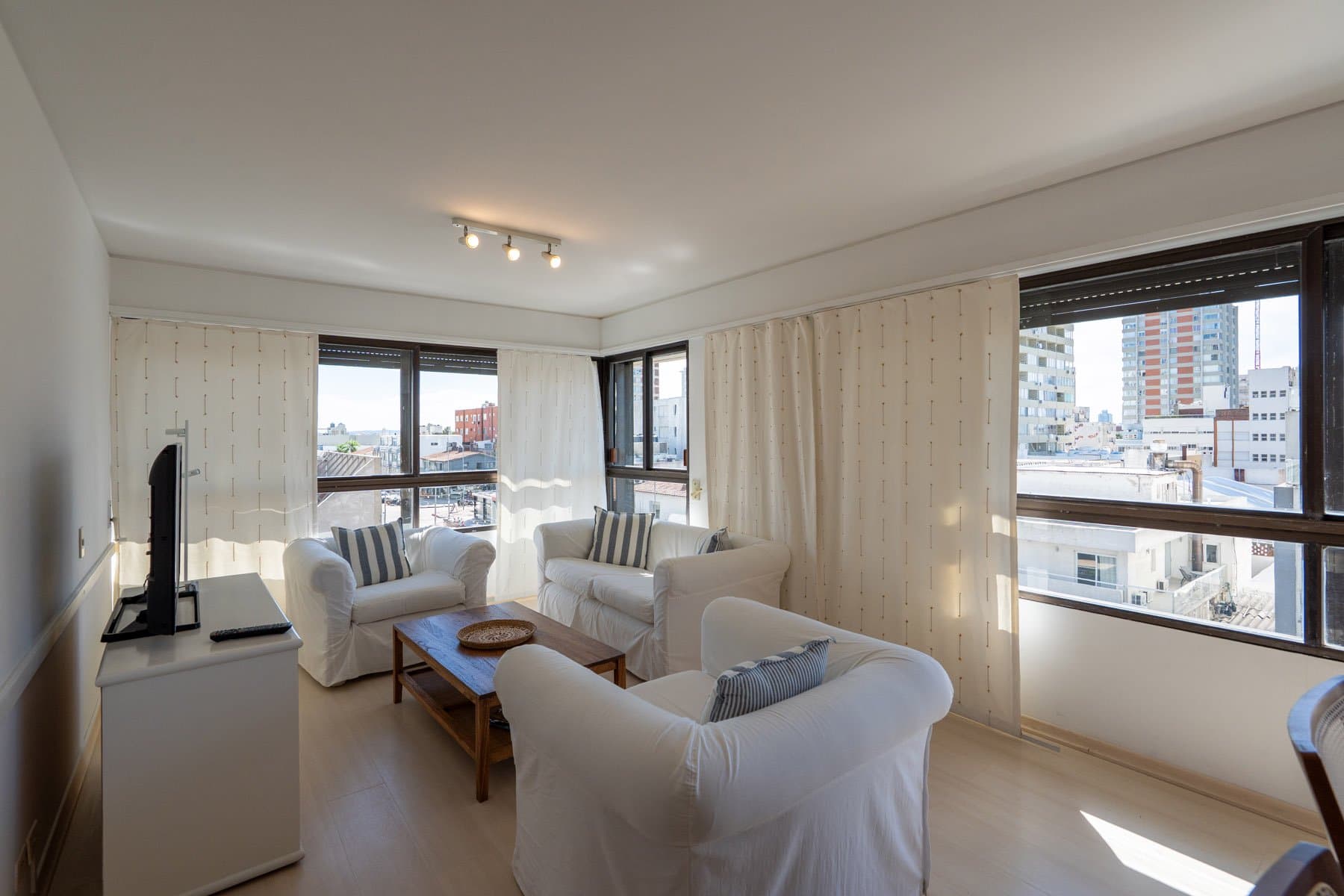 Apartamento en la Península. — miniatura 3