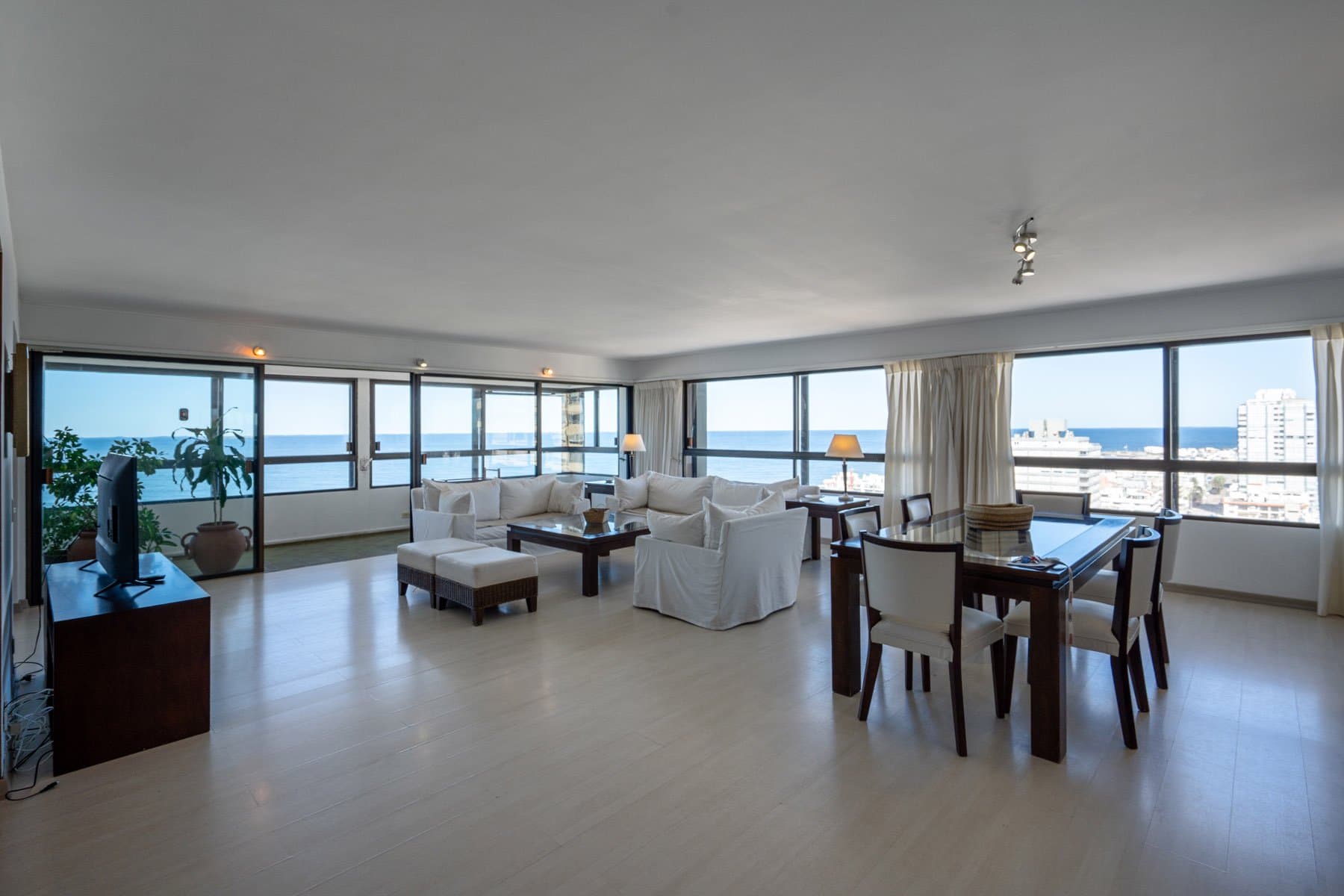 Apartamento com Vistas Espetaculares para o Mar na Península — miniatura 3