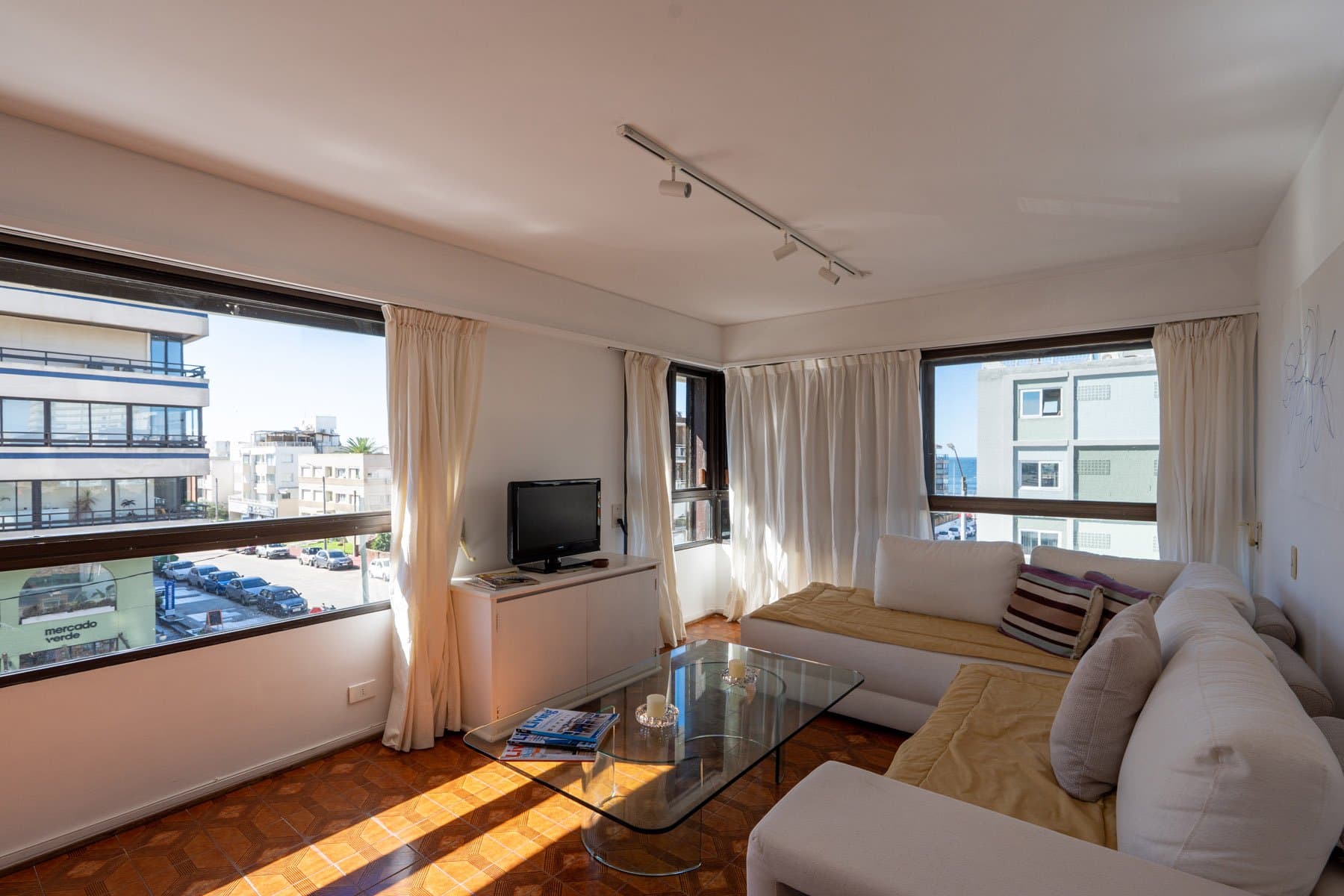 Apartamento en la Península. — miniatura 5