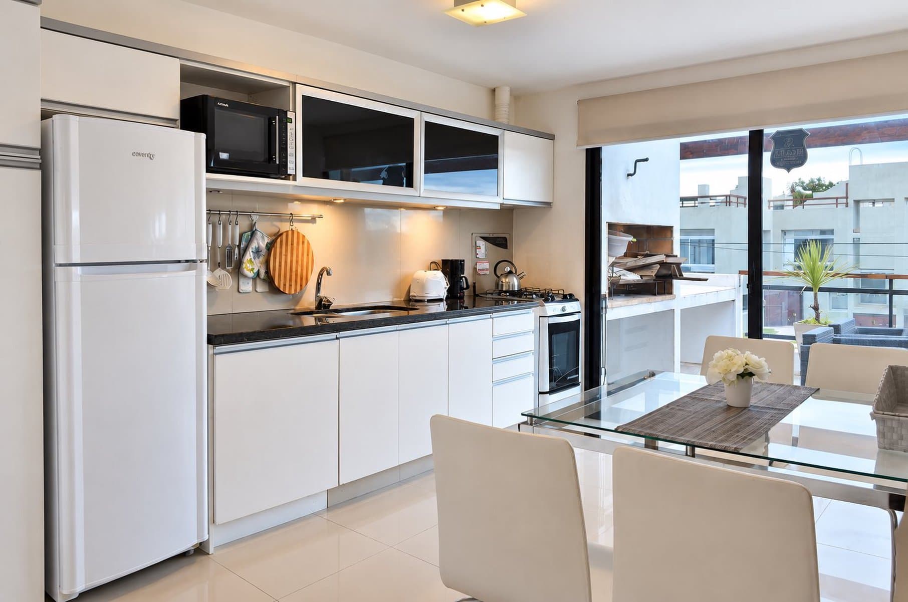 Departamento con Terraza y Jacuzzi — miniatura 4
