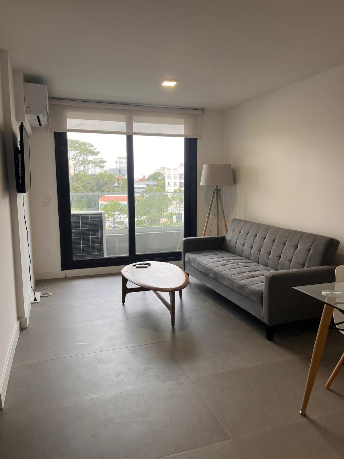 Apartamento 1 dormitorio y medio, Pda. 5, Punta del Este