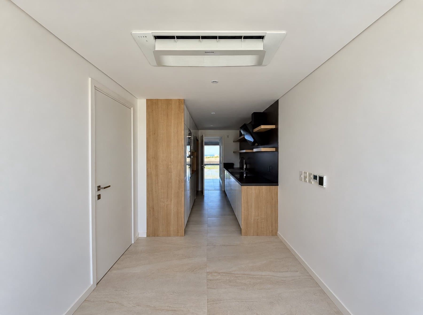 Unidad en Planta Baja con Piscina Privada — miniatura 5