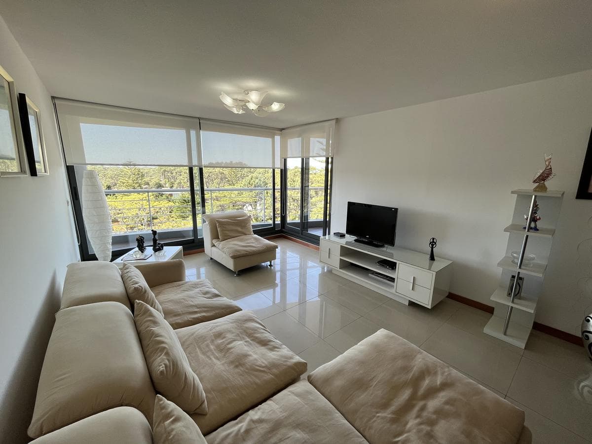 DEPARTAMENTO EN ALQUILER / PUNTA DEL ESTE - EDIFICIO 360