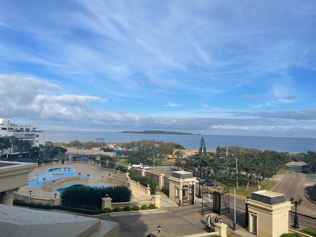 Punta del Este Venta departamento Le Jardin 201 TM 28444