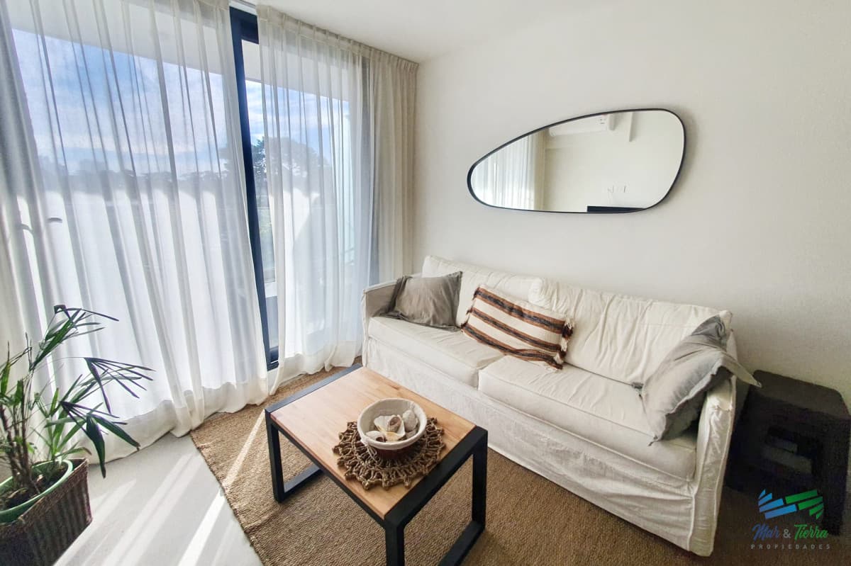 ALQUILER DE VERANO DISPONIBLE 2026, 1 DORMITORIO Y MEDIO, FULL AMENITIES, PUNTA DEL ESTE!