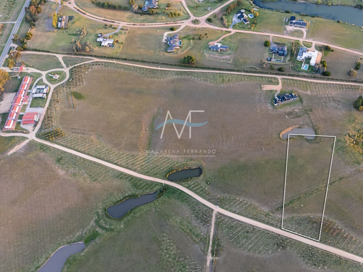 Venta de chacra de mas de 1 ha en Ruta 104, Plantacion Narbona, Manantiales
