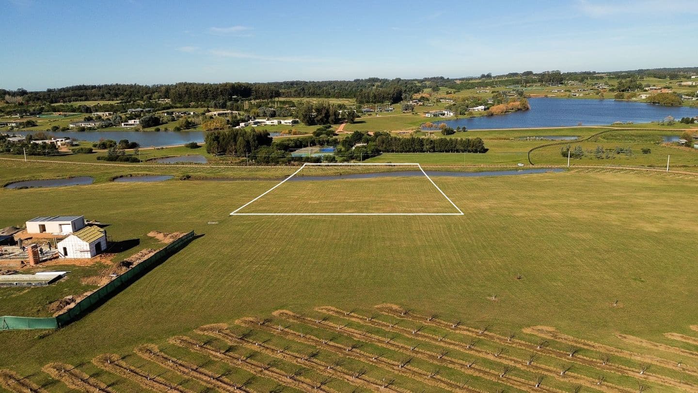 Lote en Narbona la Plantación