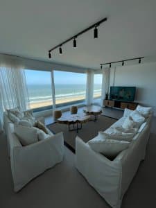 San Rafael | Apartamento #9275 Presentamos un lujoso apartamento en San Rafael, un barrio de ensueño que combina la tran