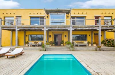 Punta Piedras | Casa #6622 No nos sorprendería que tan pronto como entres y conozcas el hermoso living de estilo rústico
