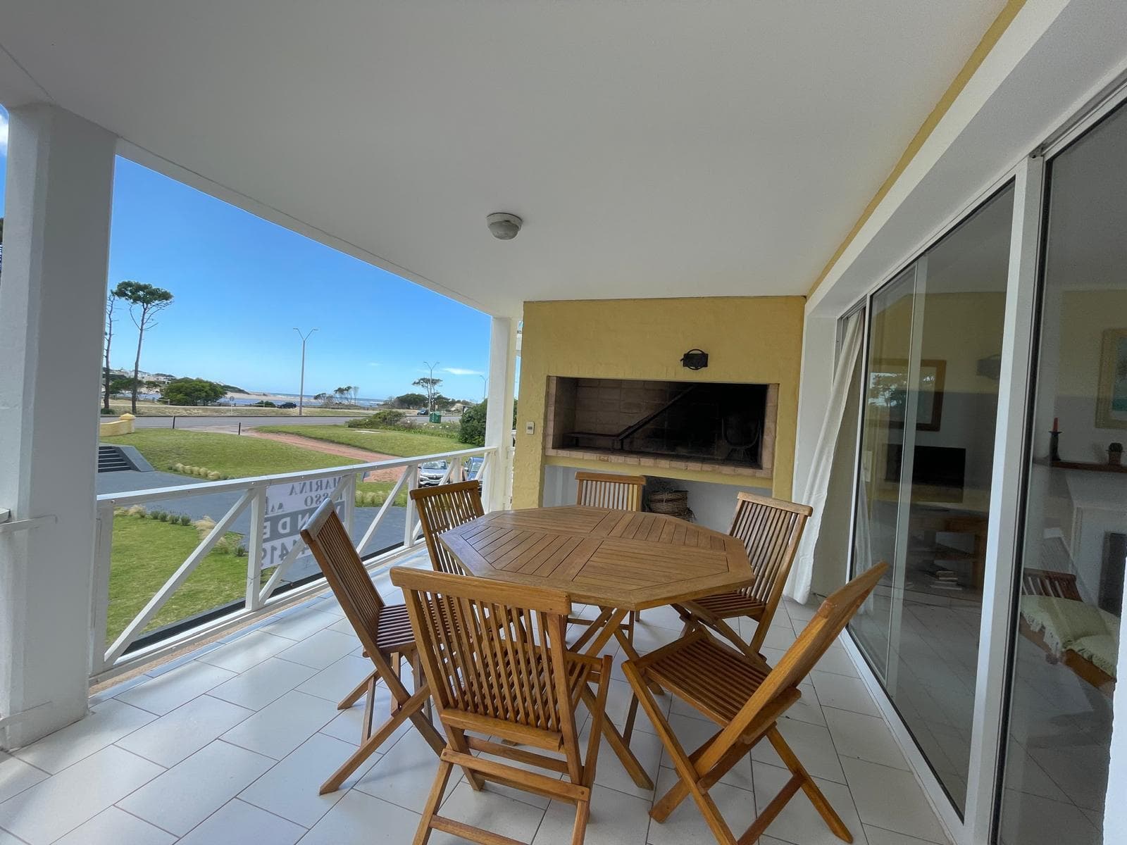 Rincon del Indio Alquiler y Venta Departamento Edificio Pinares de La Barra 103 - TM 9310