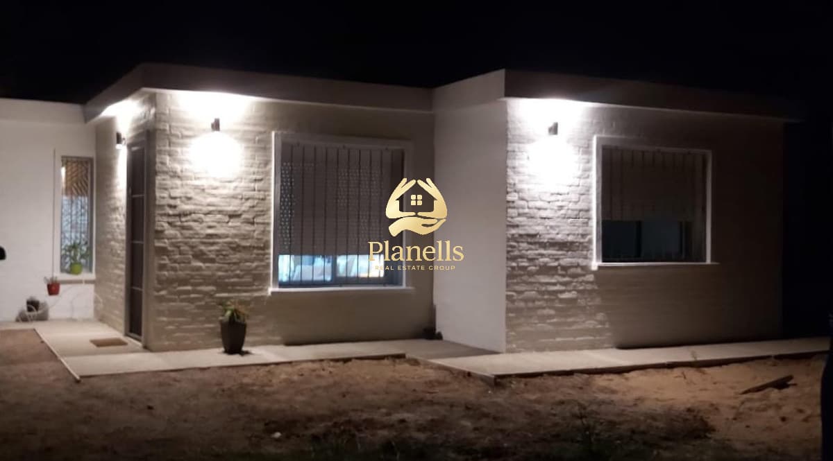 CASA A ESTRENAR EN BARRIO 4 H PH MALDONADO