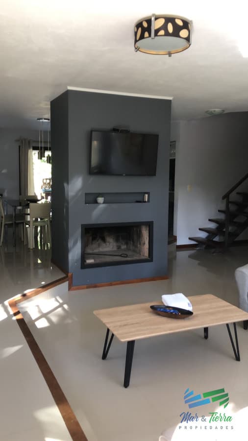 En venta casa 4 dormitorios en Solanas Green Park, Punta del Este
