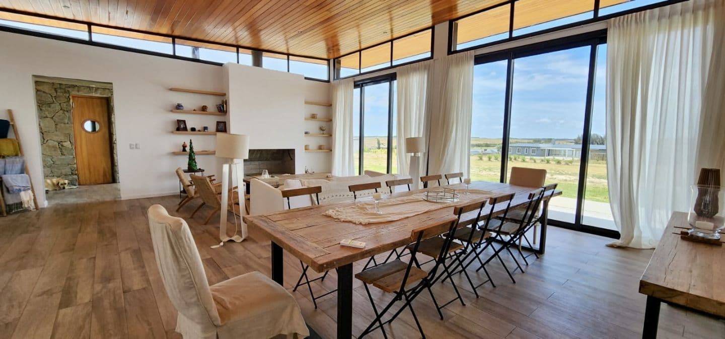 Exclusiva Casa en venta de 4 dormitorios en Pueblo Mio