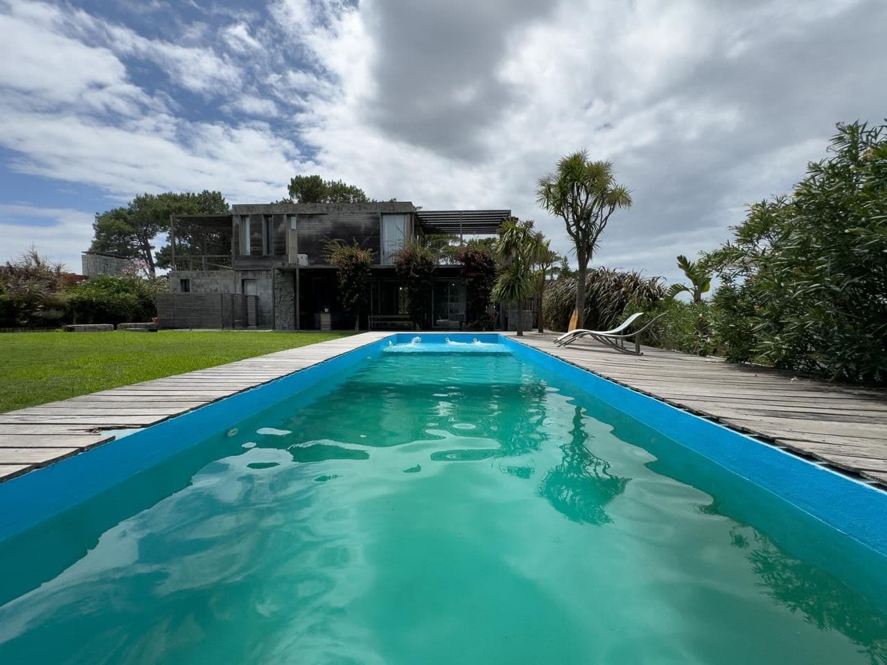 Moderna casa en Rincón del Indio Punta del Este